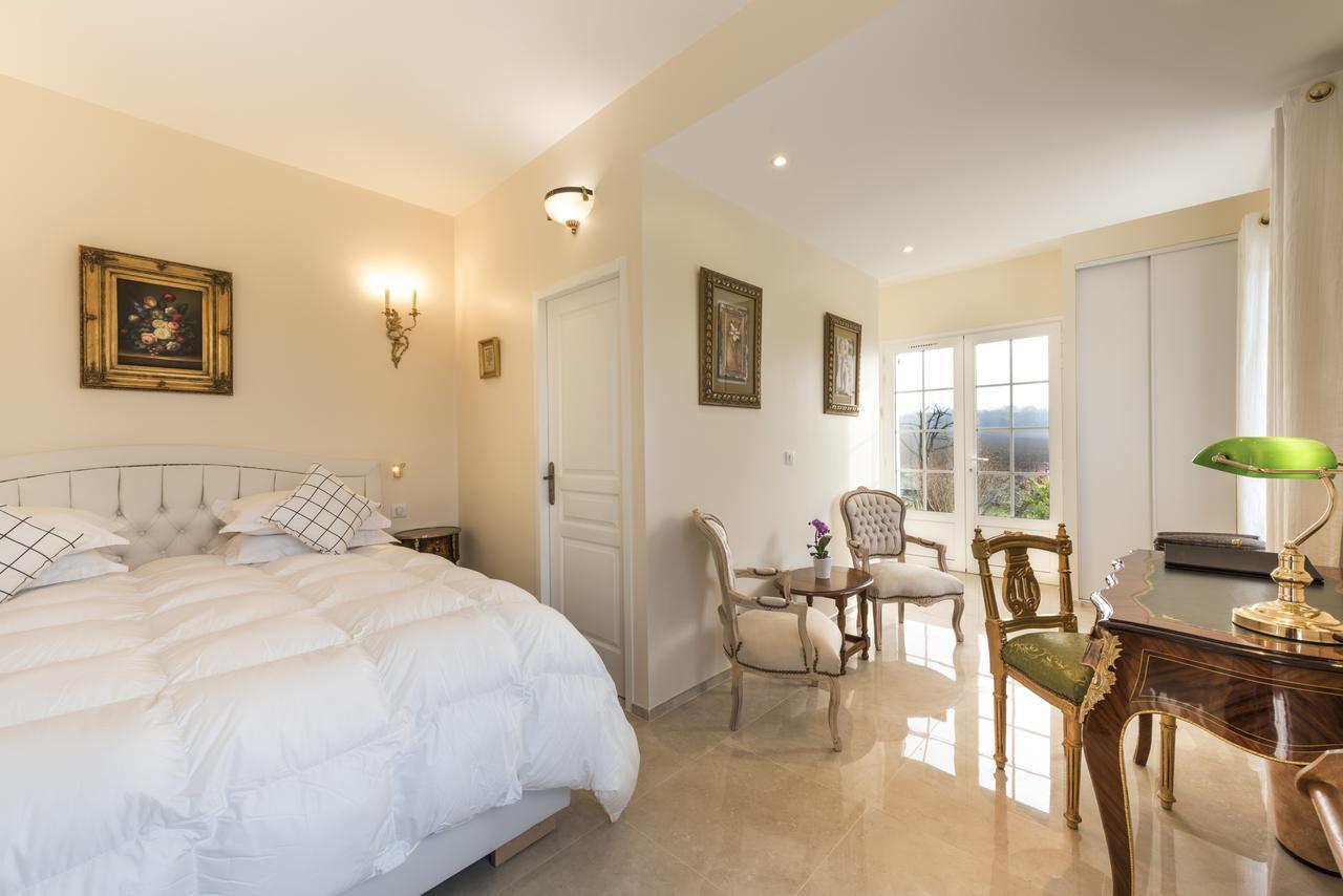 Domaine Du Bois Des Anges Bed & Breakfast Germigny-l'Eveque Bagian luar foto