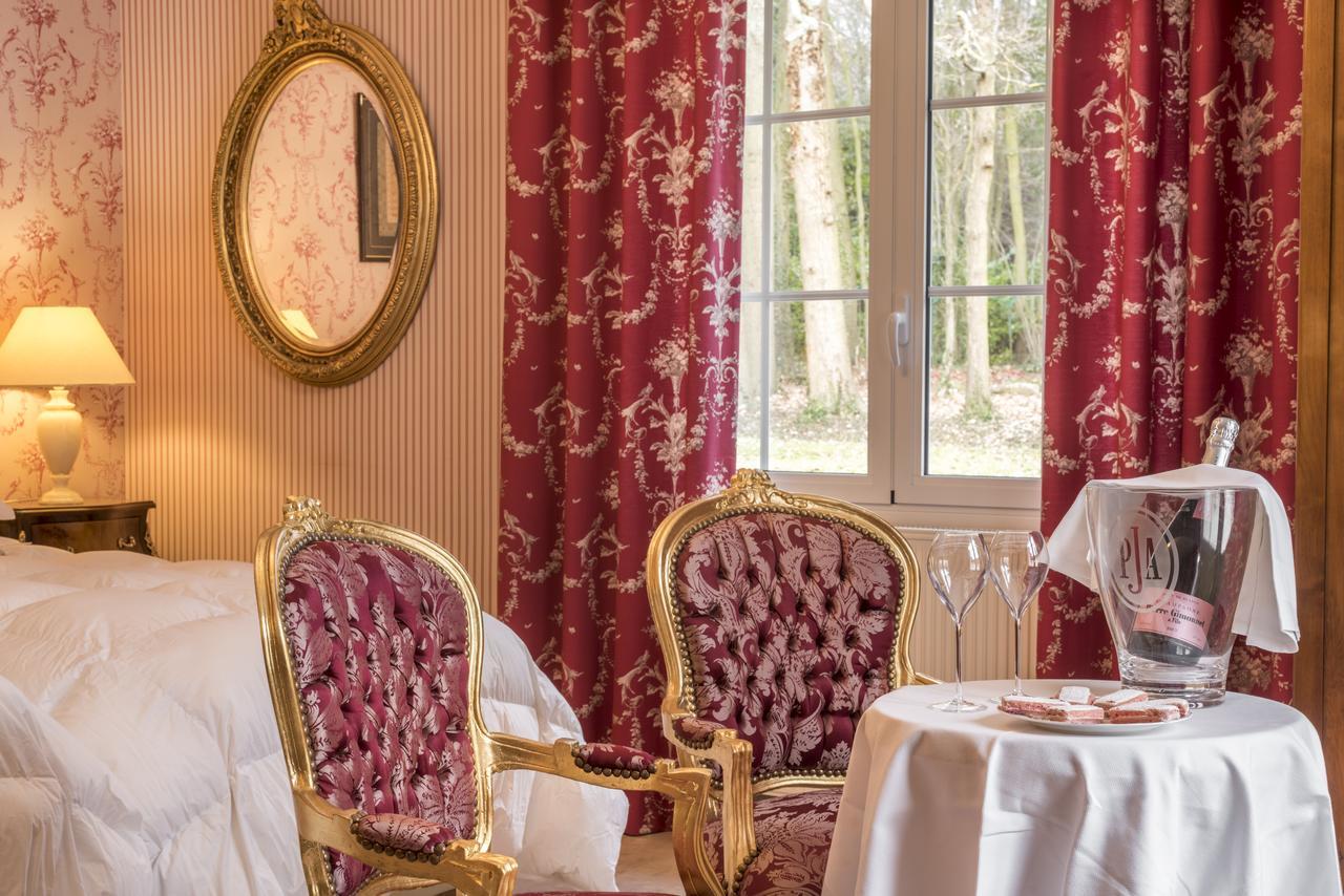 Domaine Du Bois Des Anges Bed & Breakfast Germigny-l'Eveque Bagian luar foto