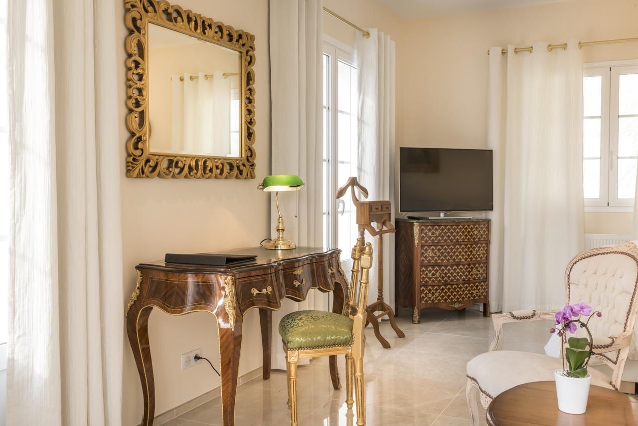 Domaine Du Bois Des Anges Bed & Breakfast Germigny-l'Eveque Bagian luar foto
