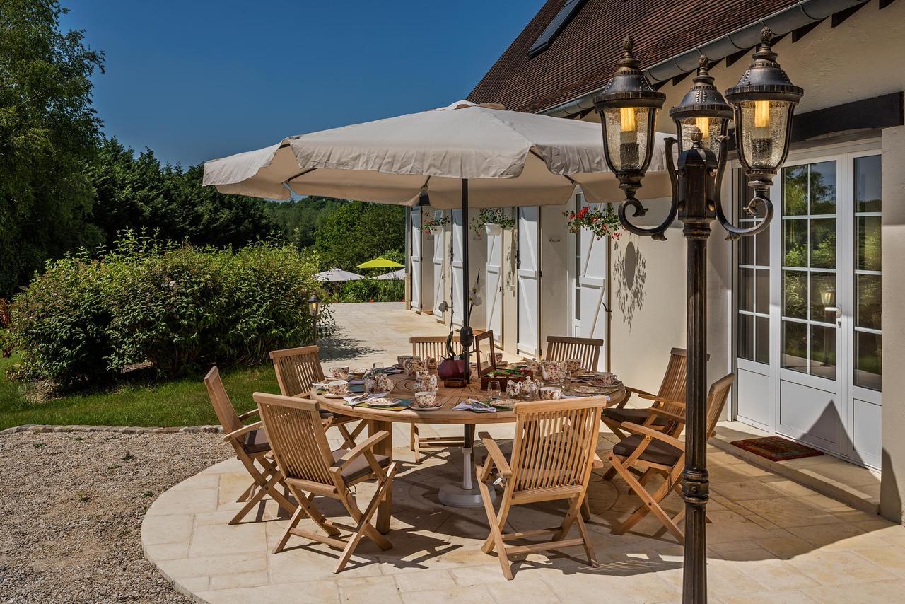 Domaine Du Bois Des Anges Bed & Breakfast Germigny-l'Eveque Bagian luar foto