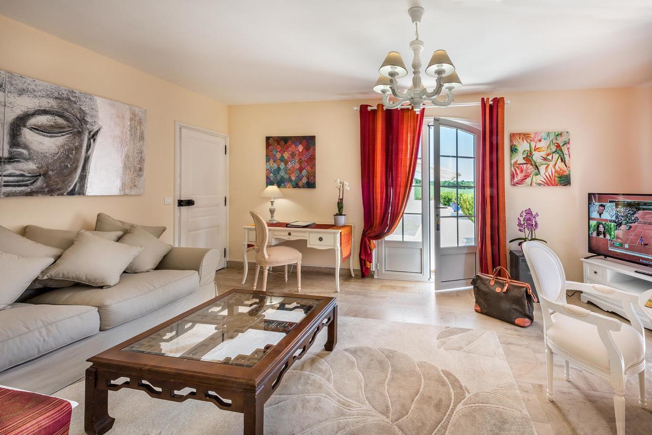 Domaine Du Bois Des Anges Bed & Breakfast Germigny-l'Eveque Bagian luar foto