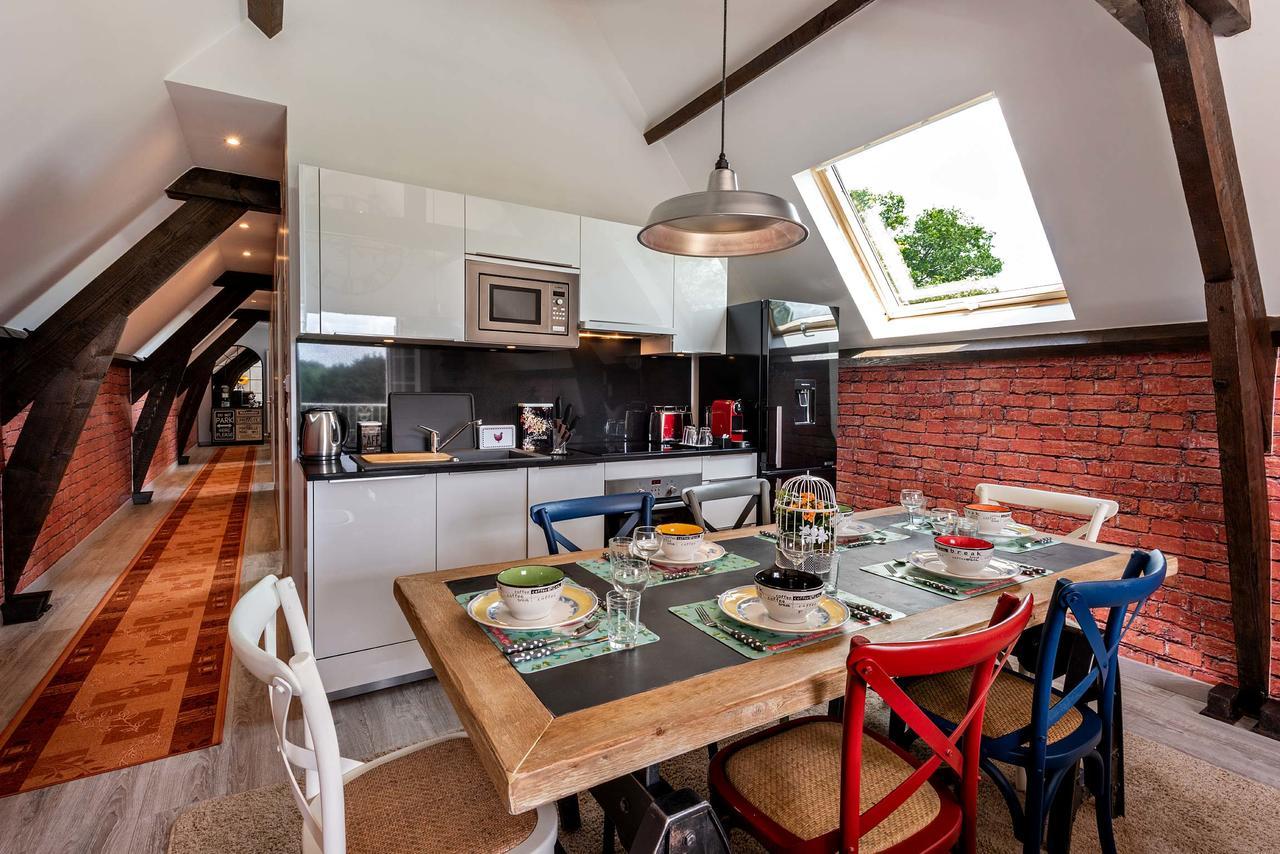 Domaine Du Bois Des Anges Bed & Breakfast Germigny-l'Eveque Bagian luar foto