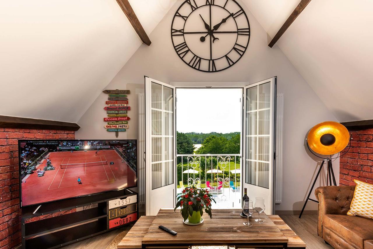 Domaine Du Bois Des Anges Bed & Breakfast Germigny-l'Eveque Bagian luar foto